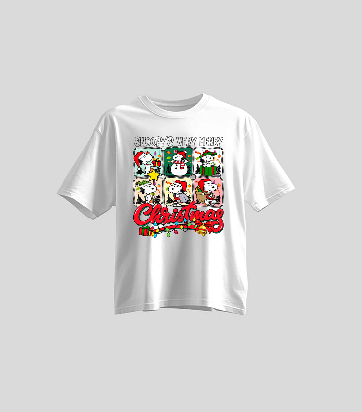 Christmas Collage — Oversize blanca con estampado navideño